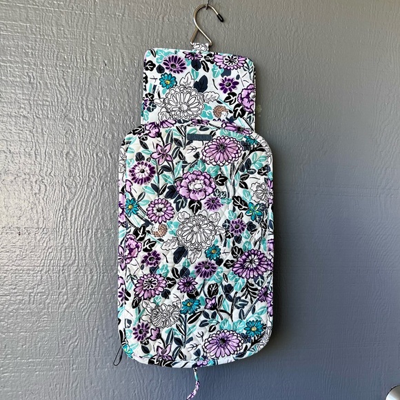 Vera Bradley Toiletries Bag Hanging Shower Bag Travel Organizer Small Size - Picture 3 of 11